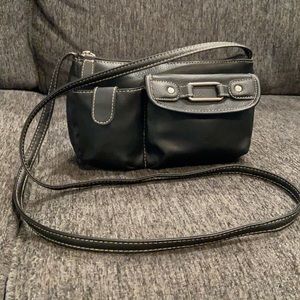 Womens On the Go Essentials Bag